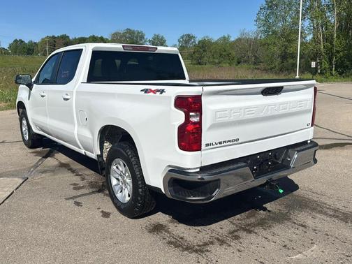 Summit White 2025 Chevrolet Silverado 1500 LT