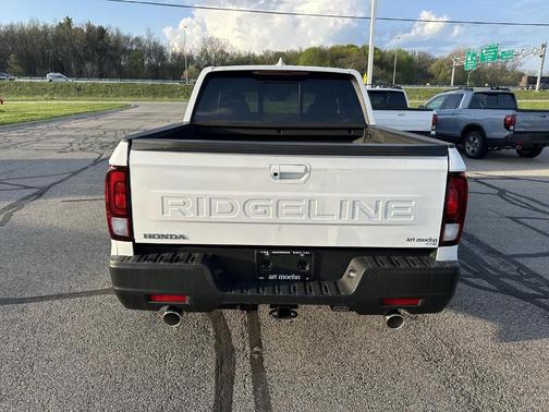 Platinum White Pearl 2026 Honda Ridgeline RTL