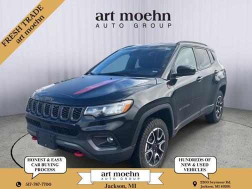 Diamond Black 2025 Jeep Compass Trailhawk