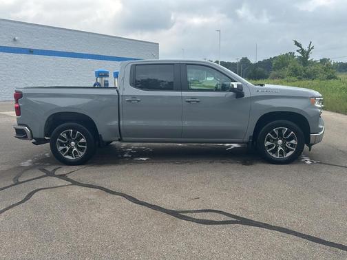 Slate Gray Metallic 2024 Chevrolet Silverado 1500 LT