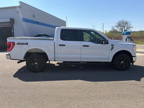 Oxford White 2021 Ford F-150 XLT