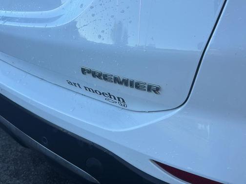 2022 Chevrolet Equinox Premier