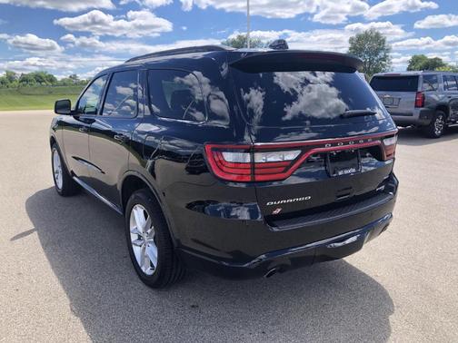 DB Black Clearcoat 2026 Dodge Durango GT