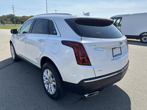 2023 Cadillac XT5 Luxury