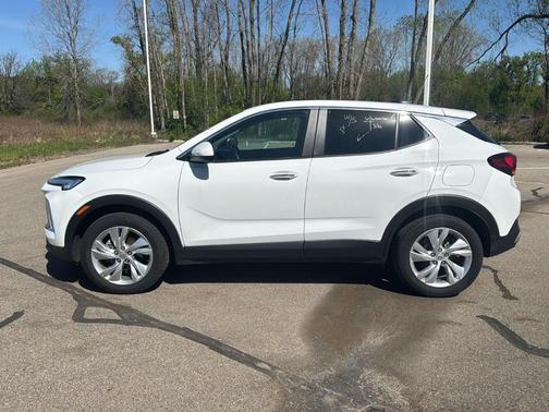 Summit White 2025 Buick Encore GX Preferred