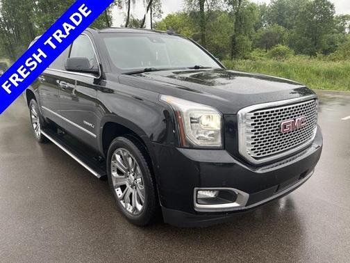 Photo 5 of 5 of 2016 GMC Yukon XL Denali