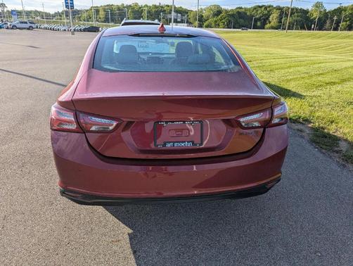 2022 Chevrolet Malibu LT