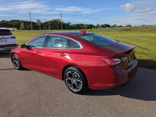 2022 Chevrolet Malibu LT