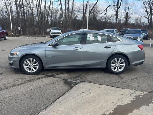 Sterling Gray Metallic 2024 Chevrolet Malibu LT