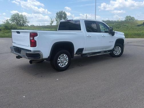 Summit White 2024 Chevrolet Silverado 2500 LT