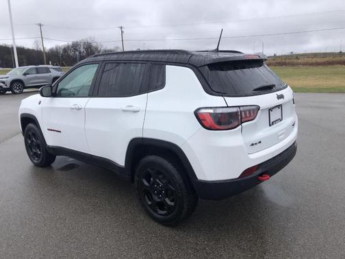 2023 Jeep Compass Trailhawk
