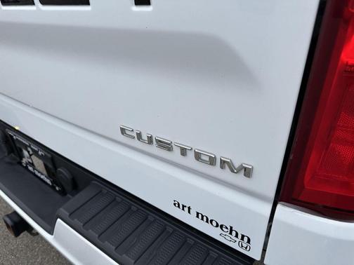 2020 Chevrolet Silverado 1500 Custom