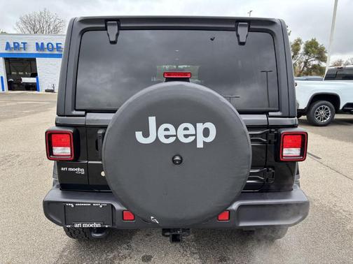Black 2018 Jeep Wrangler Unlimited Sahara