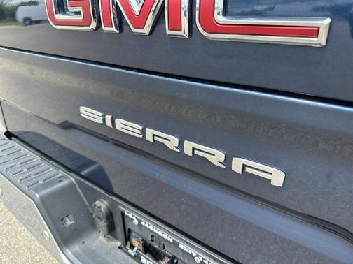 Pacific Blue Metallic 2019 GMC Sierra 1500 SLT