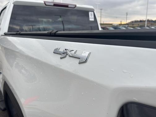 2022 GMC Sierra 1500 SLE