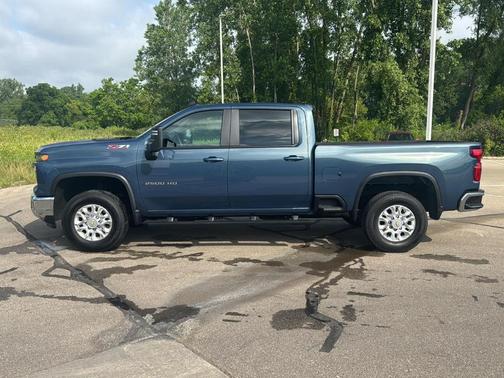 Lakeshore Blue Metallic 2025 Chevrolet Silverado 2500 LT