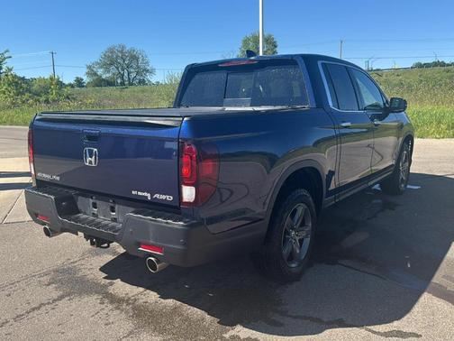 Obsidian Blue Pearl 2022 Honda Ridgeline RTL-E