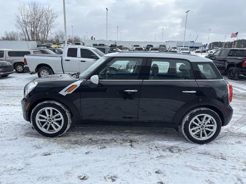 2016 MINI Countryman Cooper