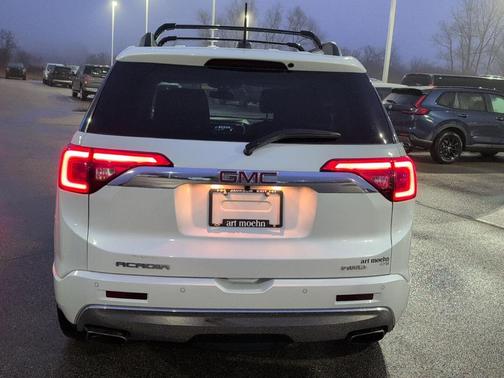 2018 GMC Acadia Denali