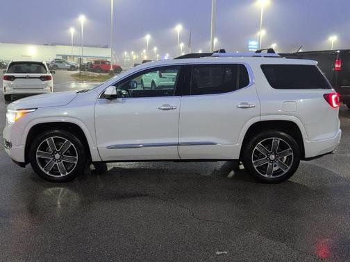 2018 GMC Acadia Denali