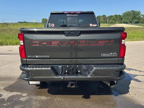 2022 Chevrolet Silverado 2500 High Country