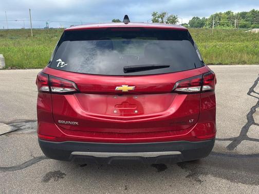Cherry Red Tintcoat 2022 Chevrolet Equinox 1LT