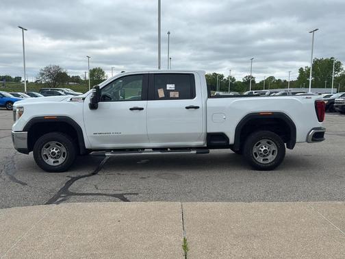 2022 GMC Sierra 2500 Pro