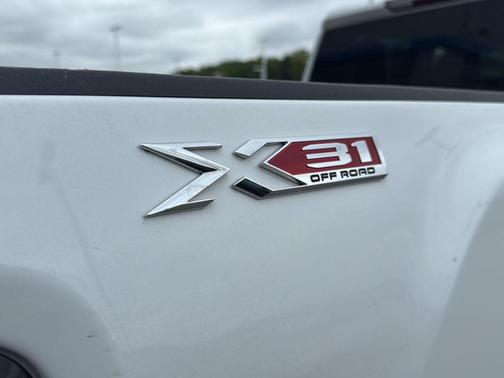 2022 GMC Sierra 2500 Pro