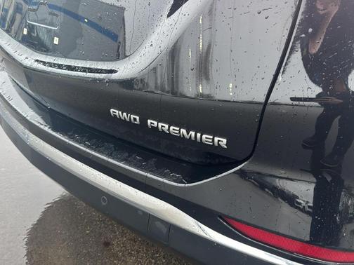 2021 Chevrolet Equinox Premier