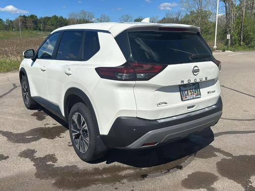 White 2023 Nissan Rogue SV