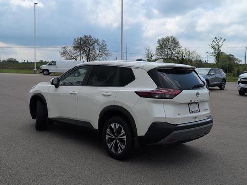 White 2023 Nissan Rogue SV