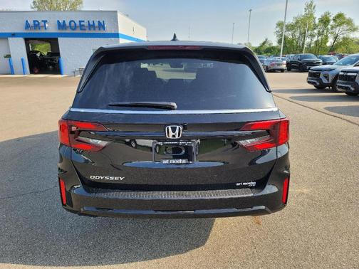 Crystal Black Pearl 2026 Honda Odyssey EX-L