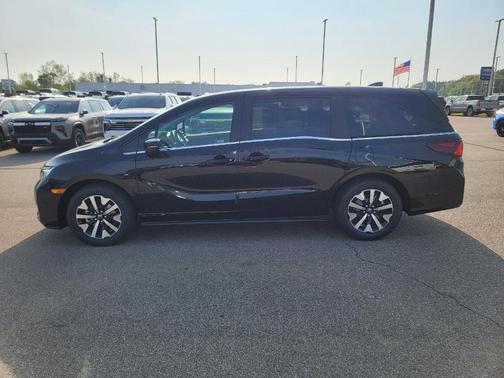 Crystal Black Pearl 2026 Honda Odyssey EX-L