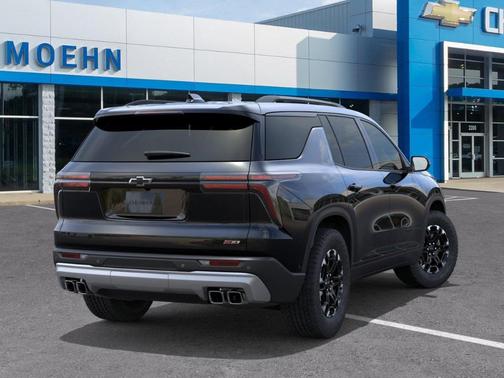 Mosaic Black Metallic 2027 Chevrolet Traverse Z71