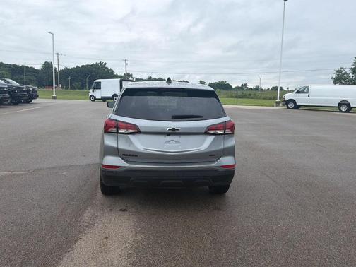 Sterling Gray Metallic 2024 Chevrolet Equinox LS