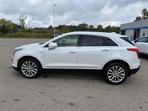 2017 Cadillac XT5 Platinum