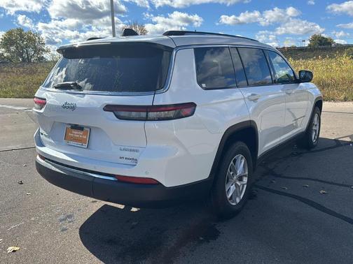 2021 Jeep Grand Cherokee L Laredo