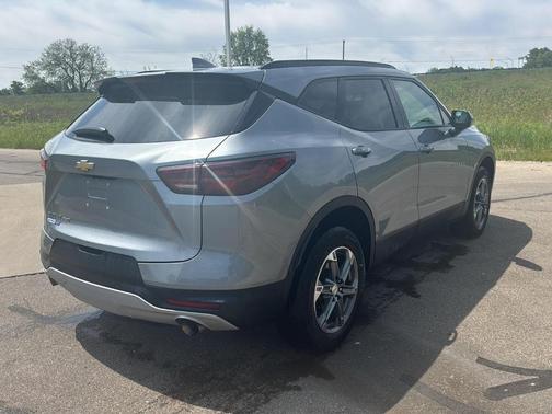 Sterling Gray Metallic 2023 Chevrolet Blazer 2LT