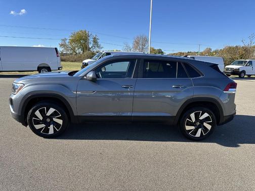 2025 Volkswagen Atlas Cross Sport 2.0T SE w/Technology