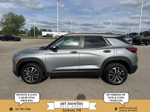 Sterling Gray Metallic 2025 Chevrolet Trailblazer LT