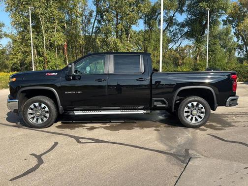 2024 Chevrolet Silverado 2500 LT