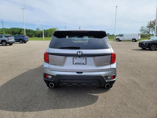 Lunar Silver Metallic 2023 Honda Passport EX-L