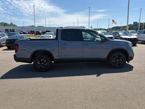 Sonic Gray Pearl 2026 Honda Ridgeline Black Edition