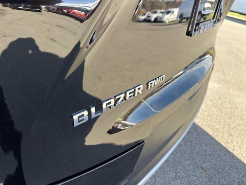 2024 Chevrolet Blazer LT