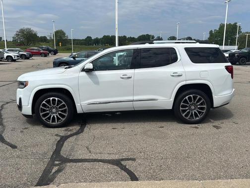 2021 GMC Acadia Denali