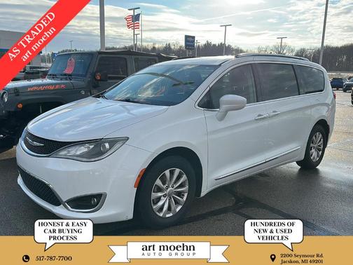 2018 Chrysler Pacifica Touring-L