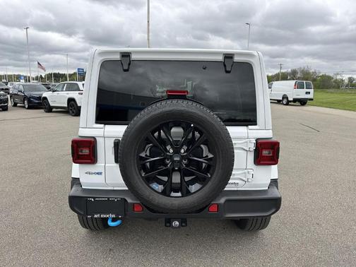 Bright White Clearcoat 2023 Jeep Wrangler 4xe Sahara