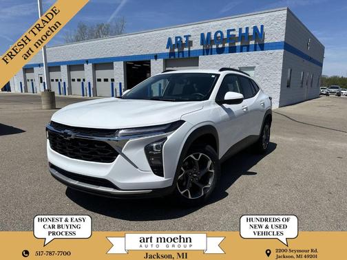 Summit White 2024 Chevrolet Trax LT