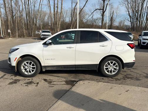 Summit White 2023 Chevrolet Equinox 1LT