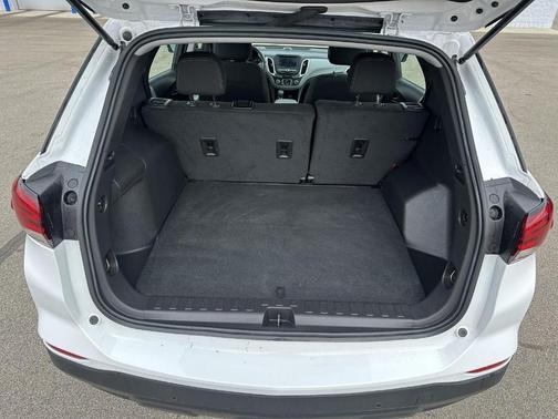 Summit White 2024 Chevrolet Equinox LS